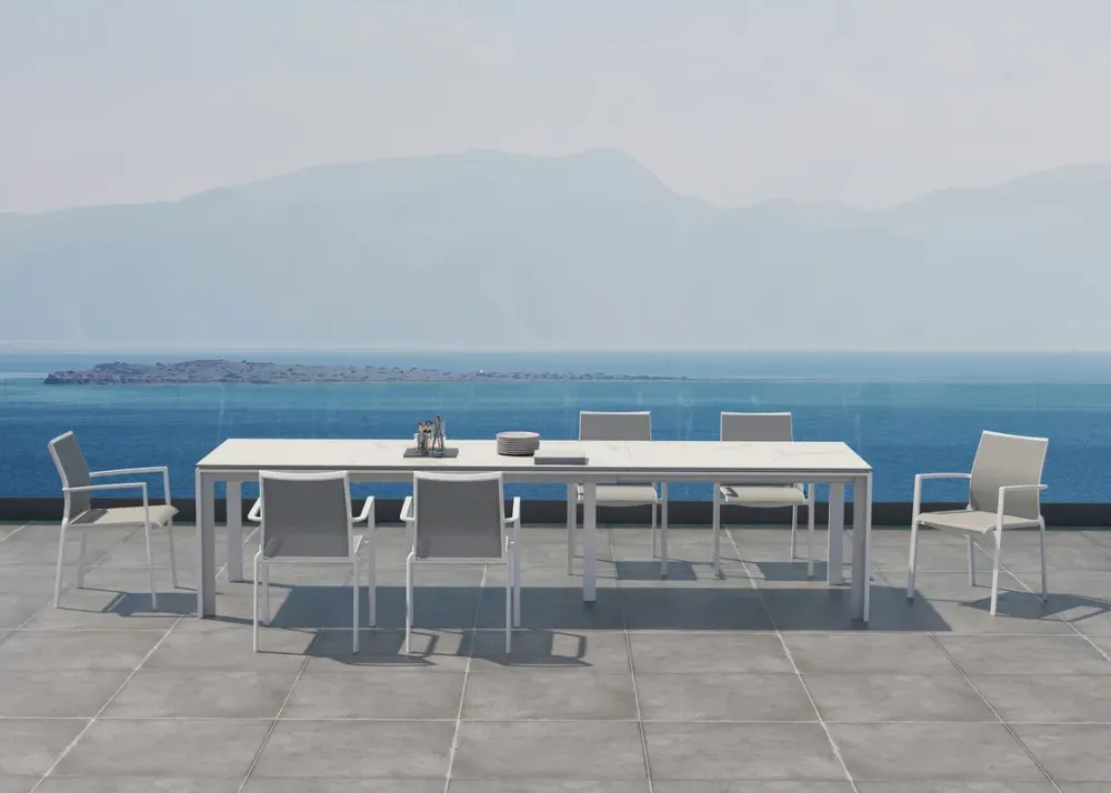 Chaise de jardin à Cormontreuil